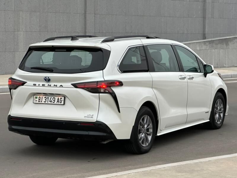 Toyota Sienna 2021 - 610 000 TMT - Ашхабад - img 5