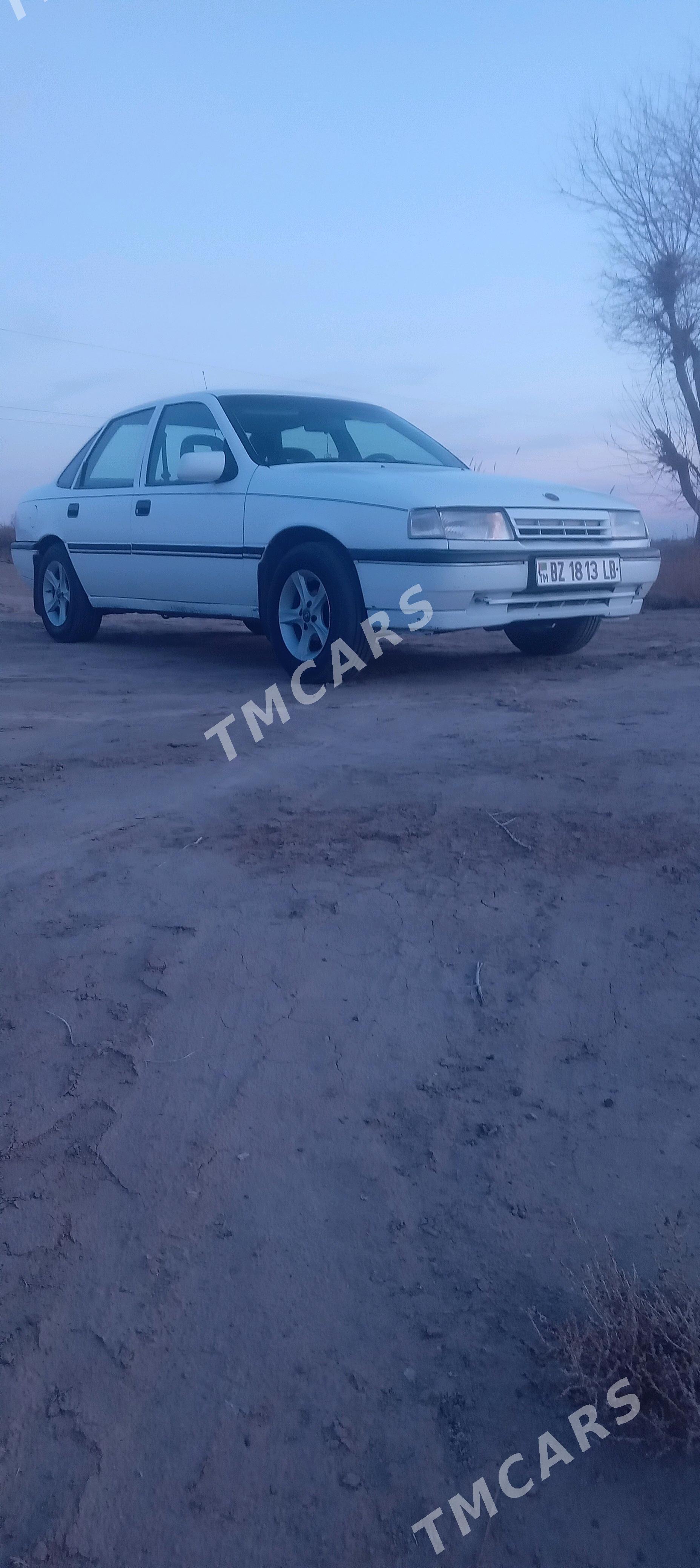 Opel Vectra 1992 - 30 000 TMT - Sakar - img 4