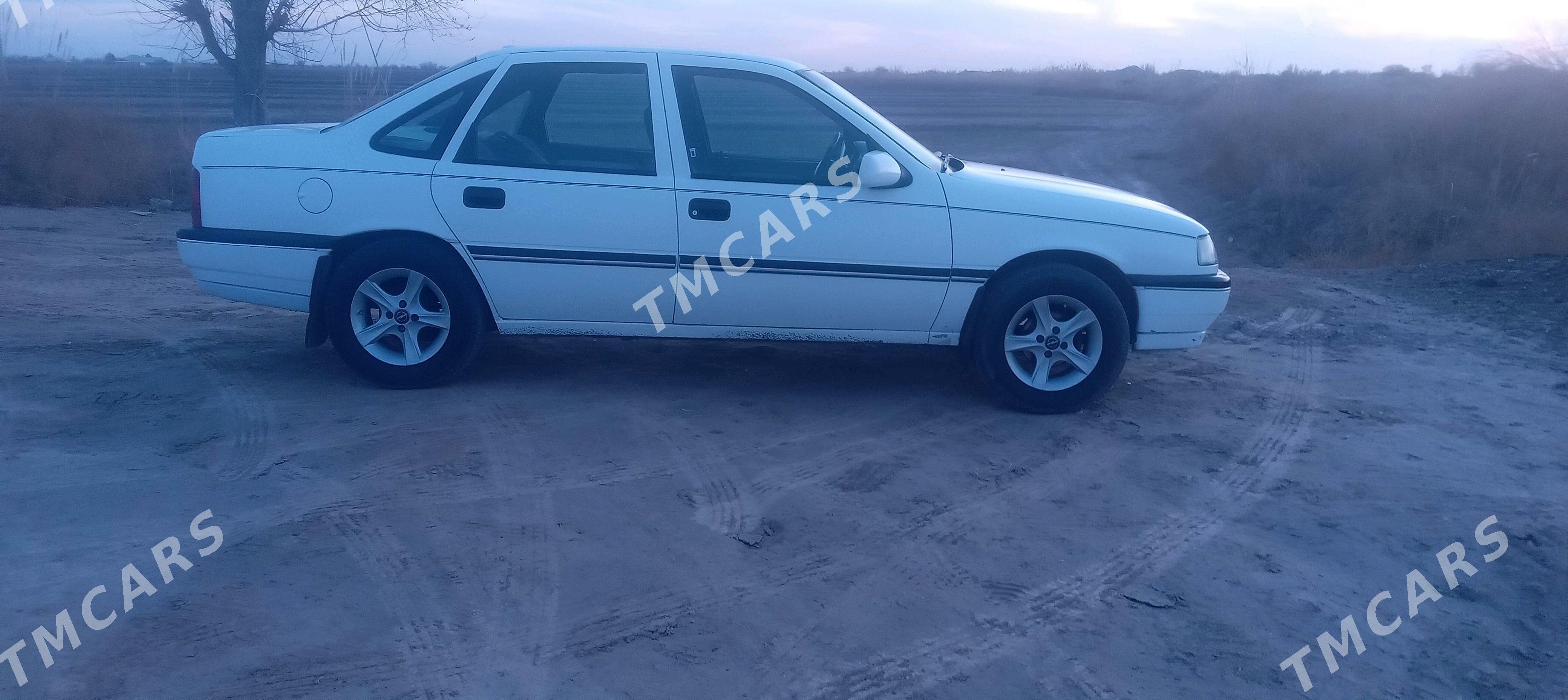 Opel Vectra 1992 - 30 000 TMT - Sakar - img 5