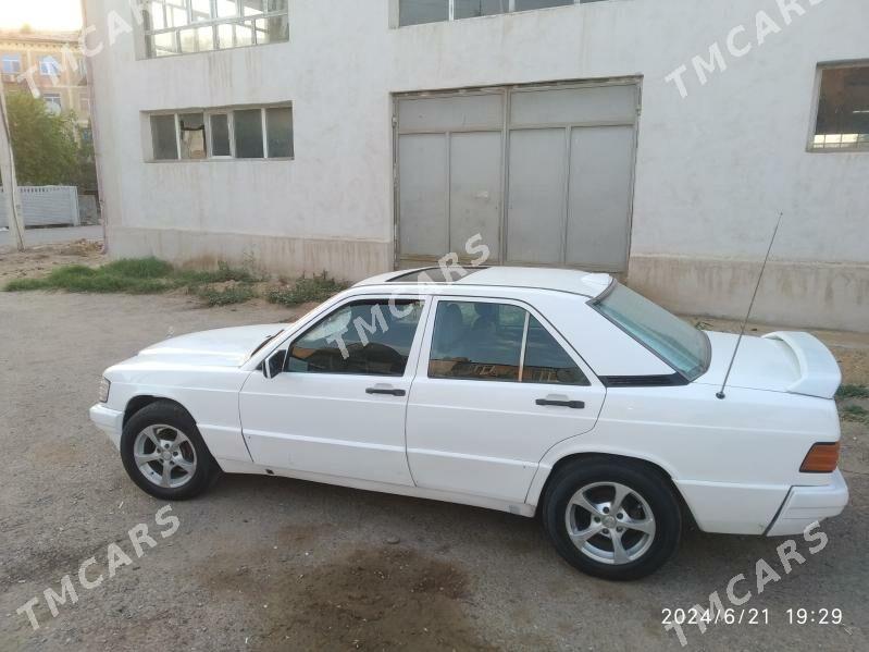 Mercedes-Benz 190E 1990 - 25 000 TMT - Mary - img 3