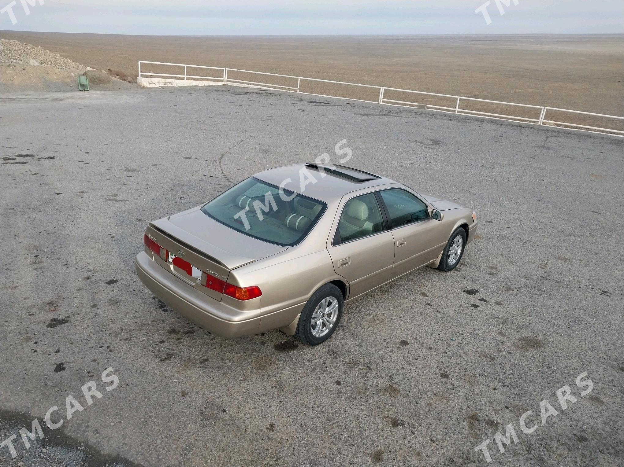 Toyota Camry 1999 - 98 000 TMT - Берекет - img 5