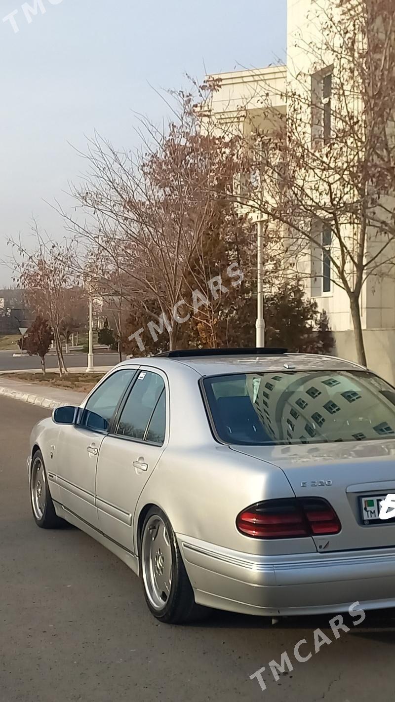 Mercedes-Benz E320 1999 - 112 000 TMT - Türkmenbaşy - img 6