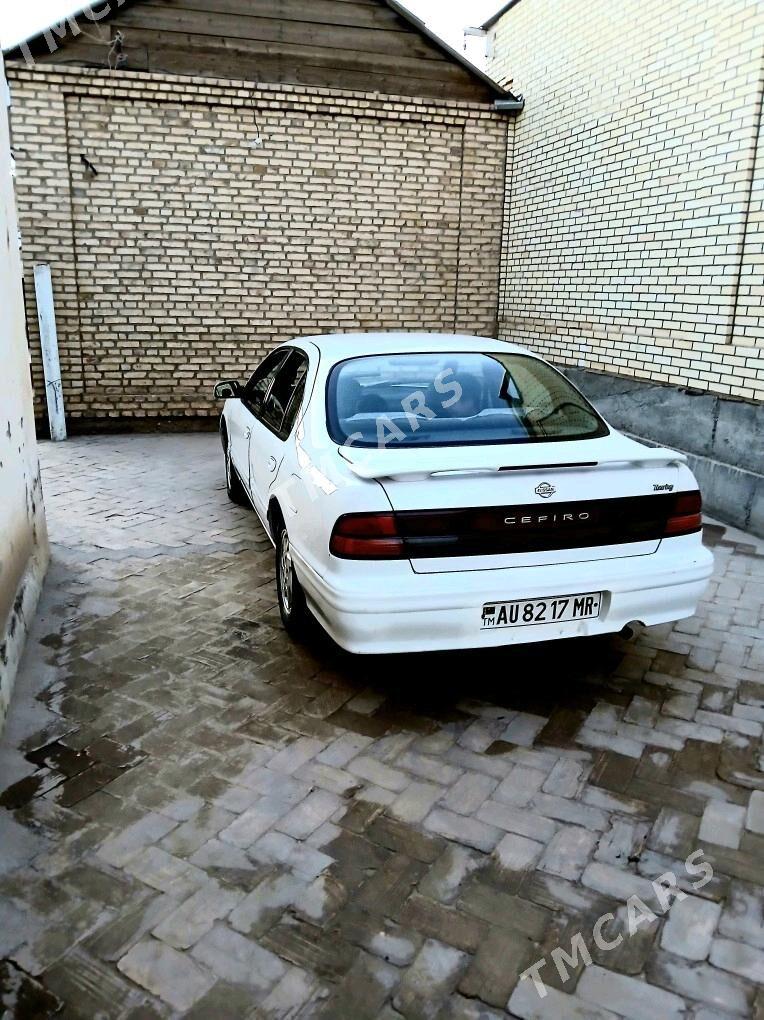 Nissan Cefiro 1996 - 30 000 TMT - Байрамали - img 3