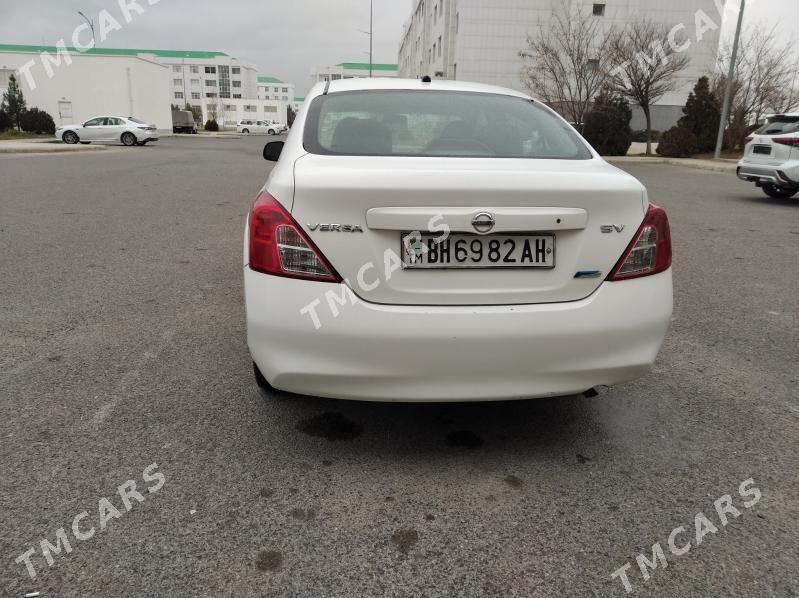 Nissan Versa 2011 - 100 000 TMT - Теджен - img 3