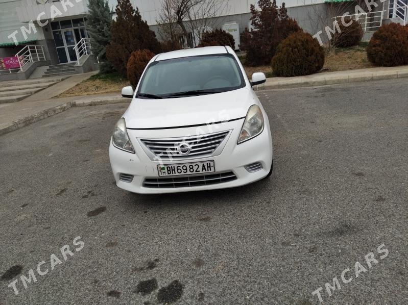 Nissan Versa 2011 - 100 000 TMT - Теджен - img 4