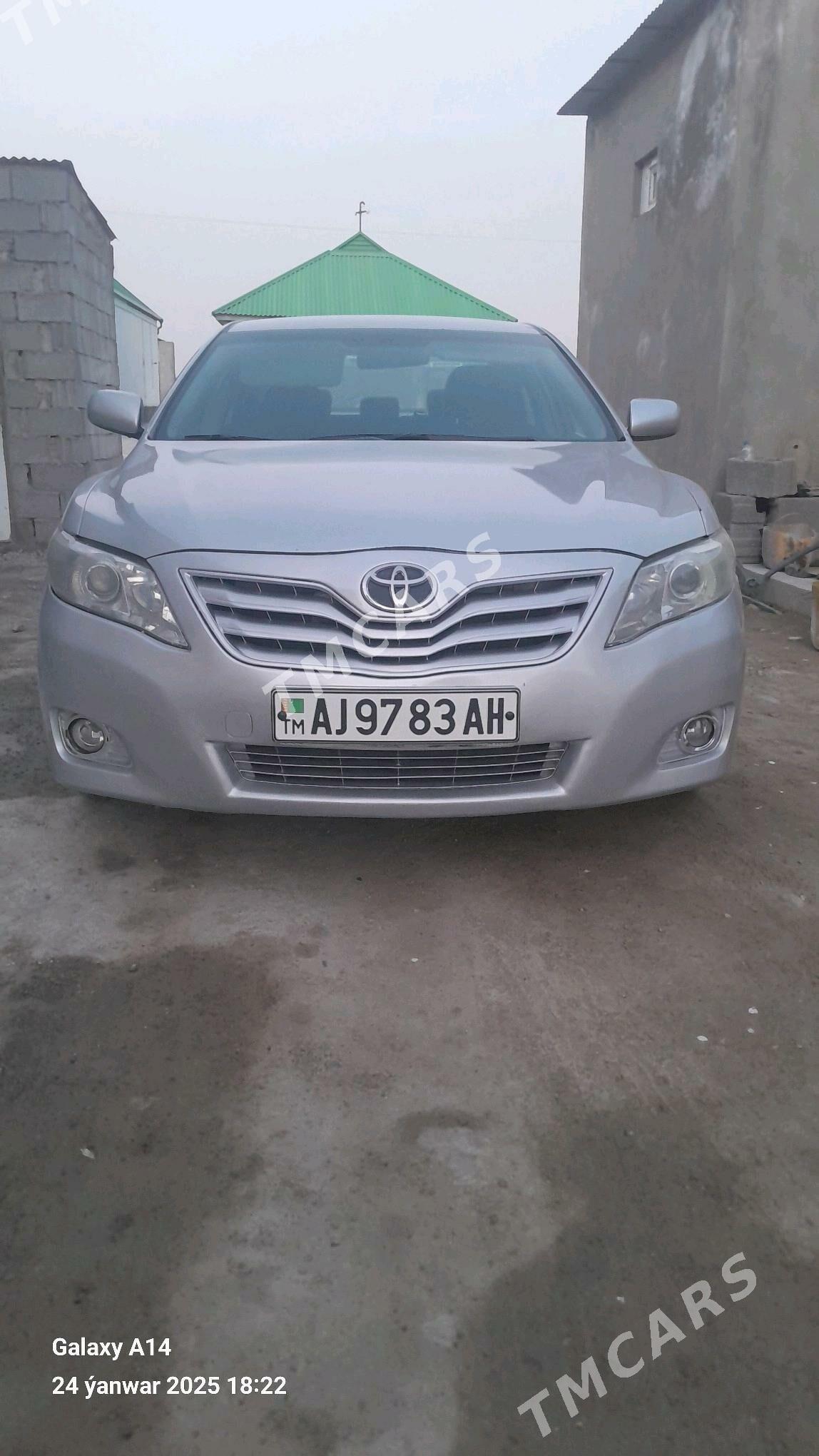 Toyota Camry 2011 - 135 000 TMT - Ak bugdaý etraby - img 2