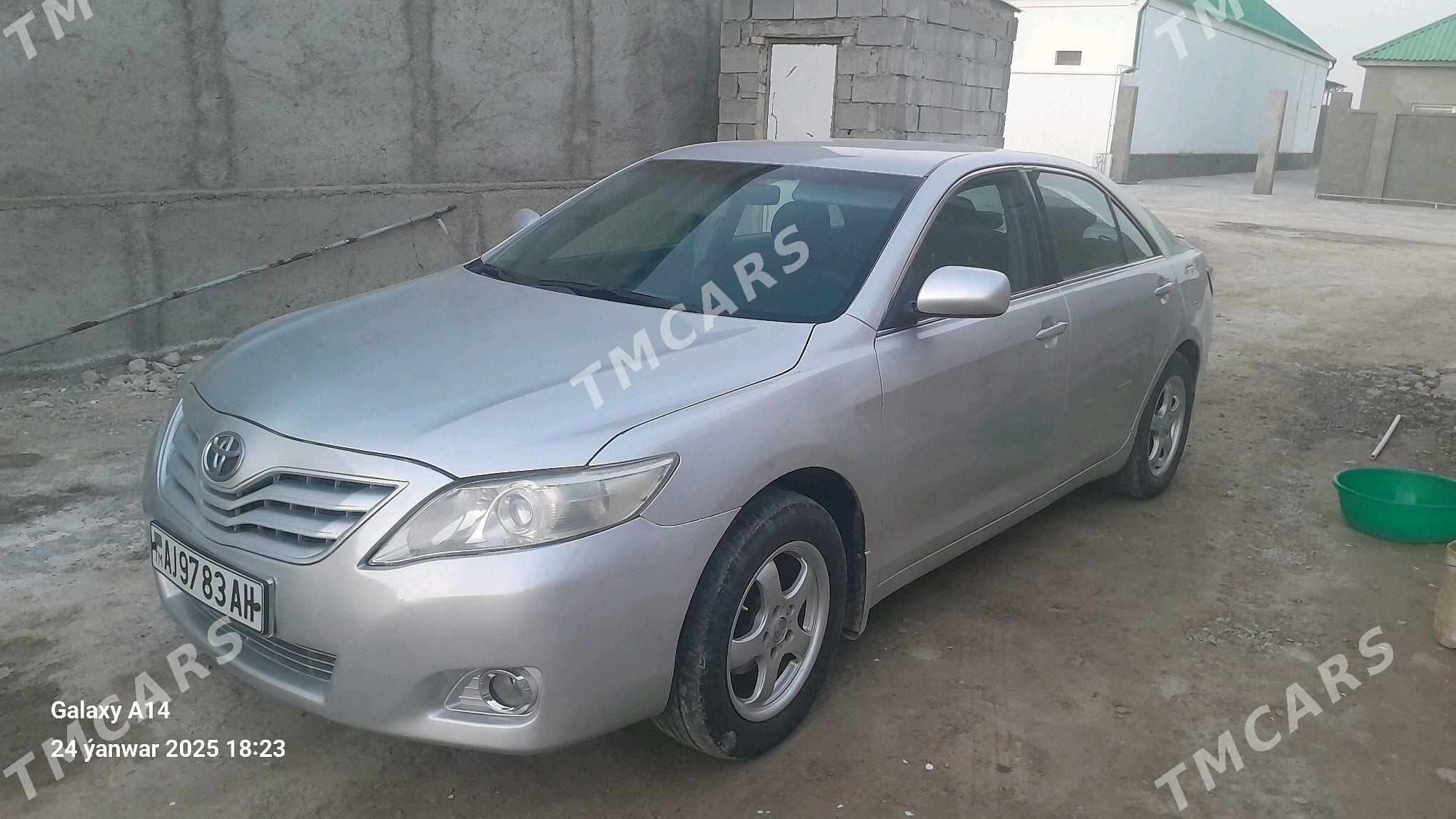 Toyota Camry 2011 - 135 000 TMT - Ak bugdaý etraby - img 5