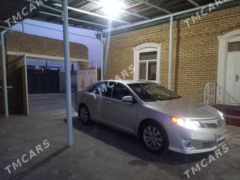 Toyota Camry 2013 - 176 000 TMT - Mary - img 2