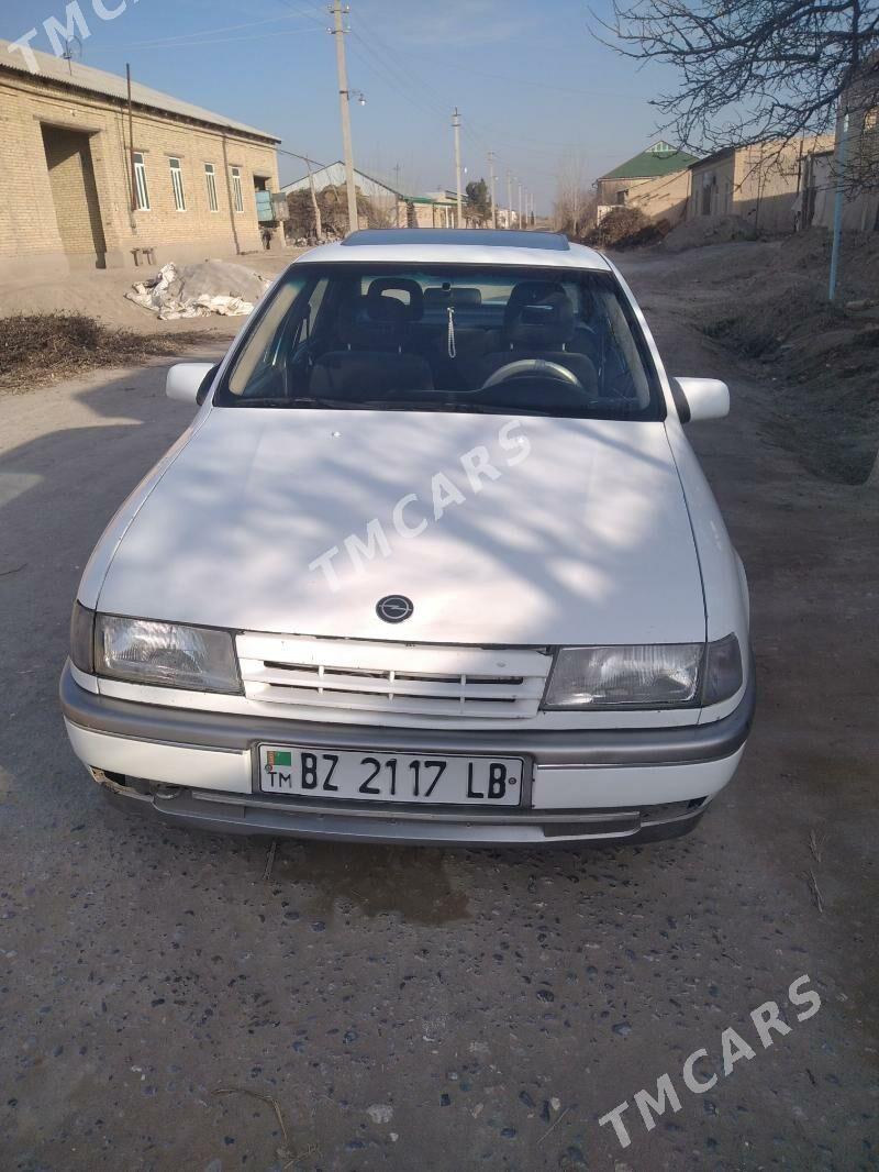 Opel Vectra 1991 - 36 000 TMT - Фарап - img 7