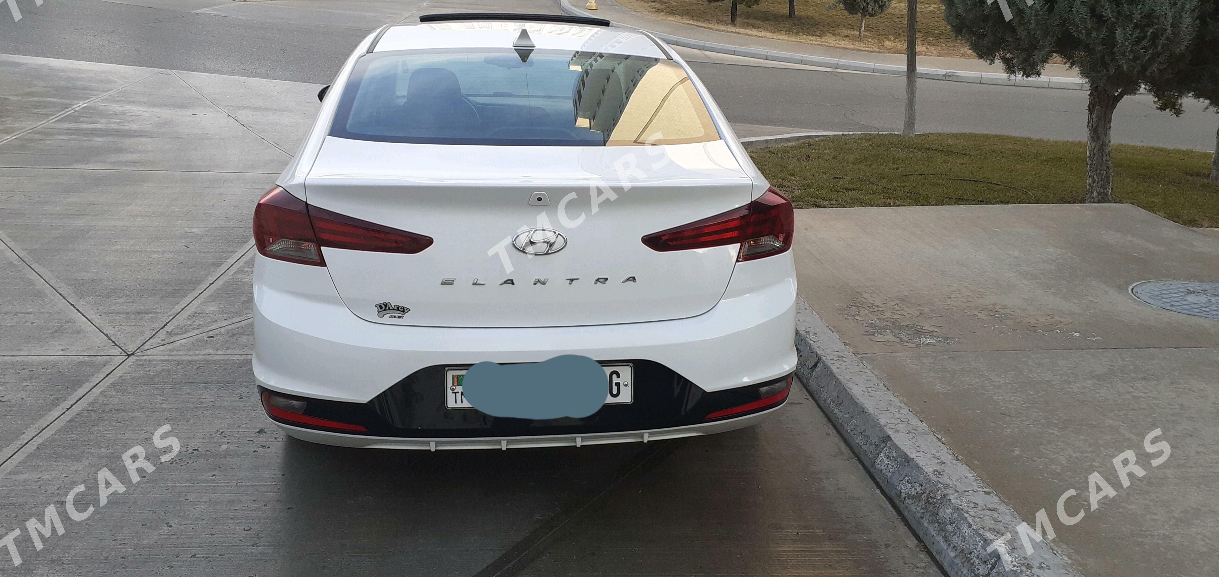 Hyundai Elantra 2019 - 225 000 TMT - Podwoýski köç. (Bitarap Türkmenistan şaýoly) - img 2