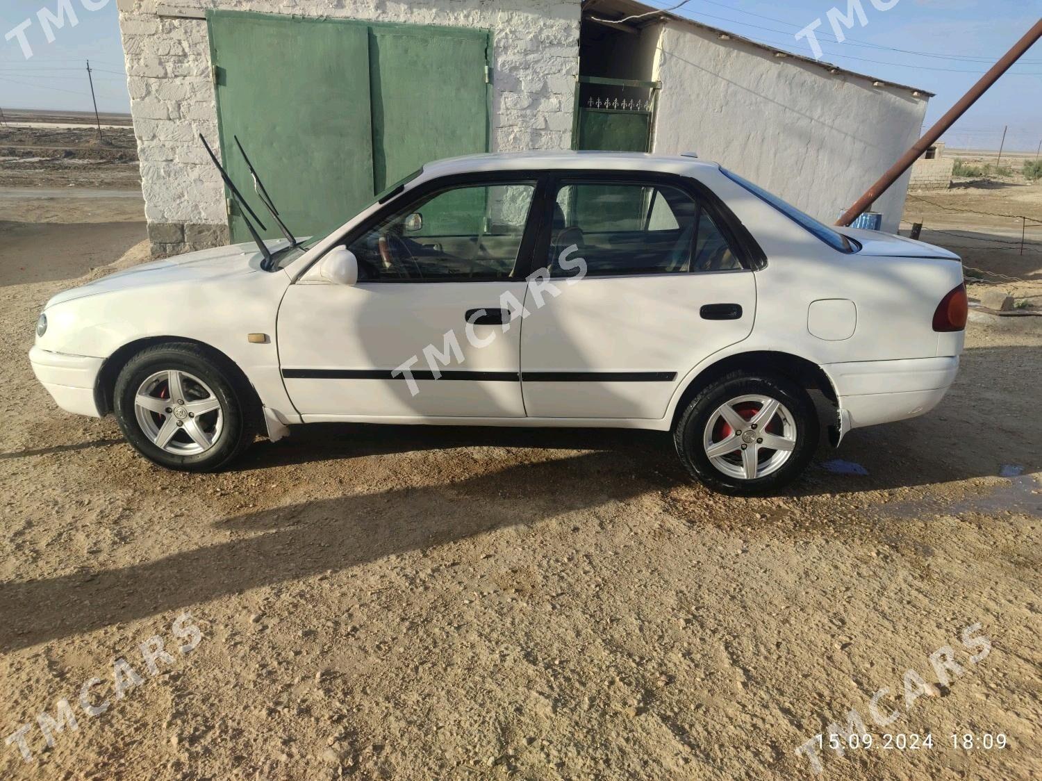 Toyota Corolla 1999 - 35 000 TMT - Балканабат - img 2