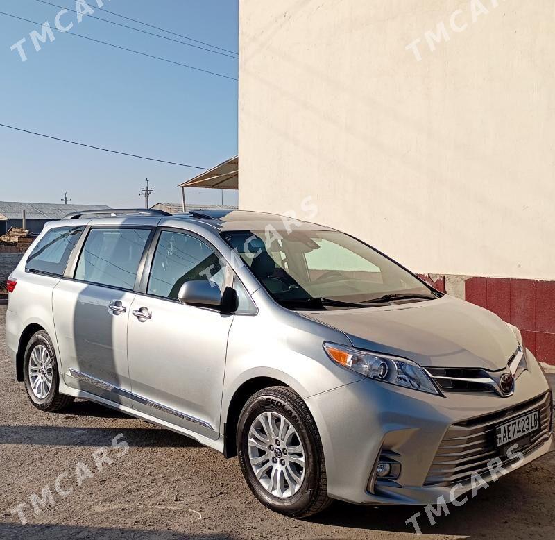 Toyota Sienna 2020 - 440 000 TMT - Türkmenabat - img 3