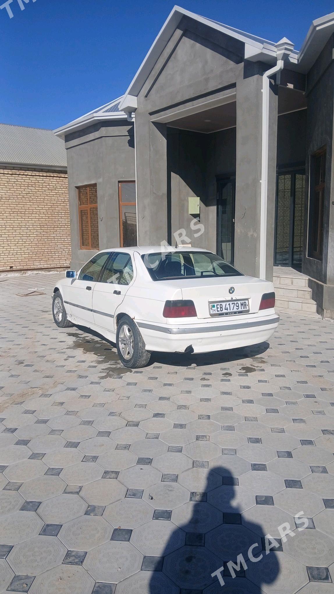 BMW 325 1993 - 20 000 TMT - Wekilbazar - img 3