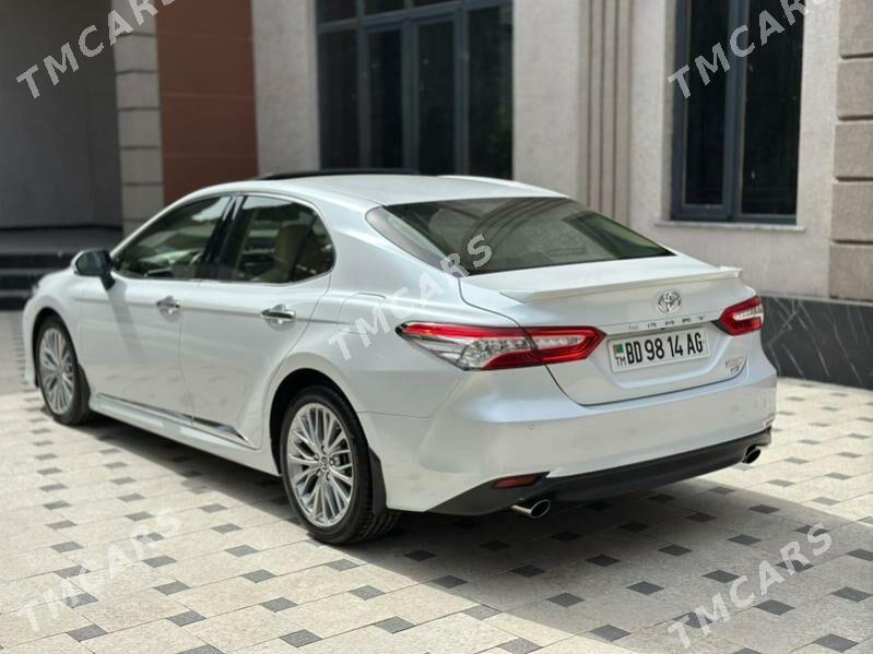 Toyota Camry 2018 - 440 000 TMT - Ашхабад - img 2