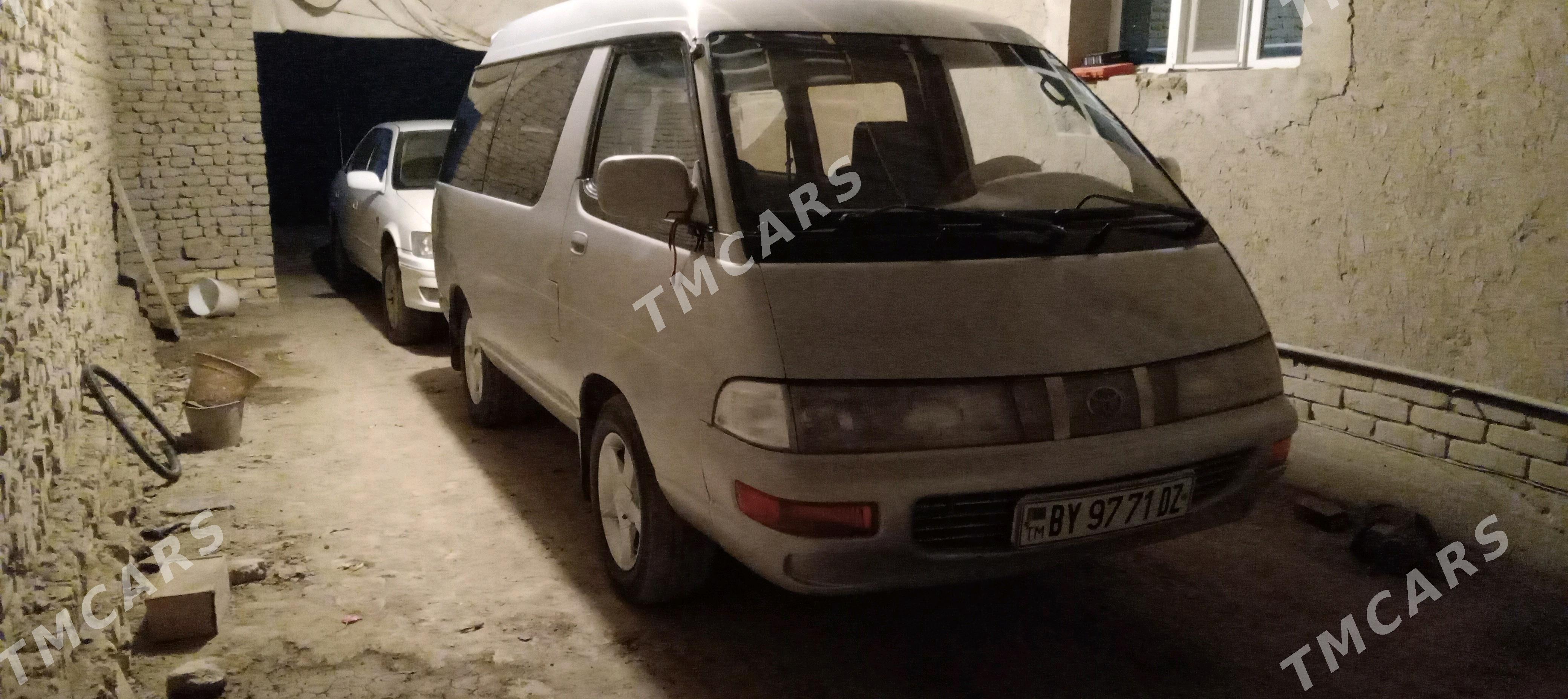 Toyota Town Ace 1996 - 40 000 TMT - Кёнеургенч - img 3