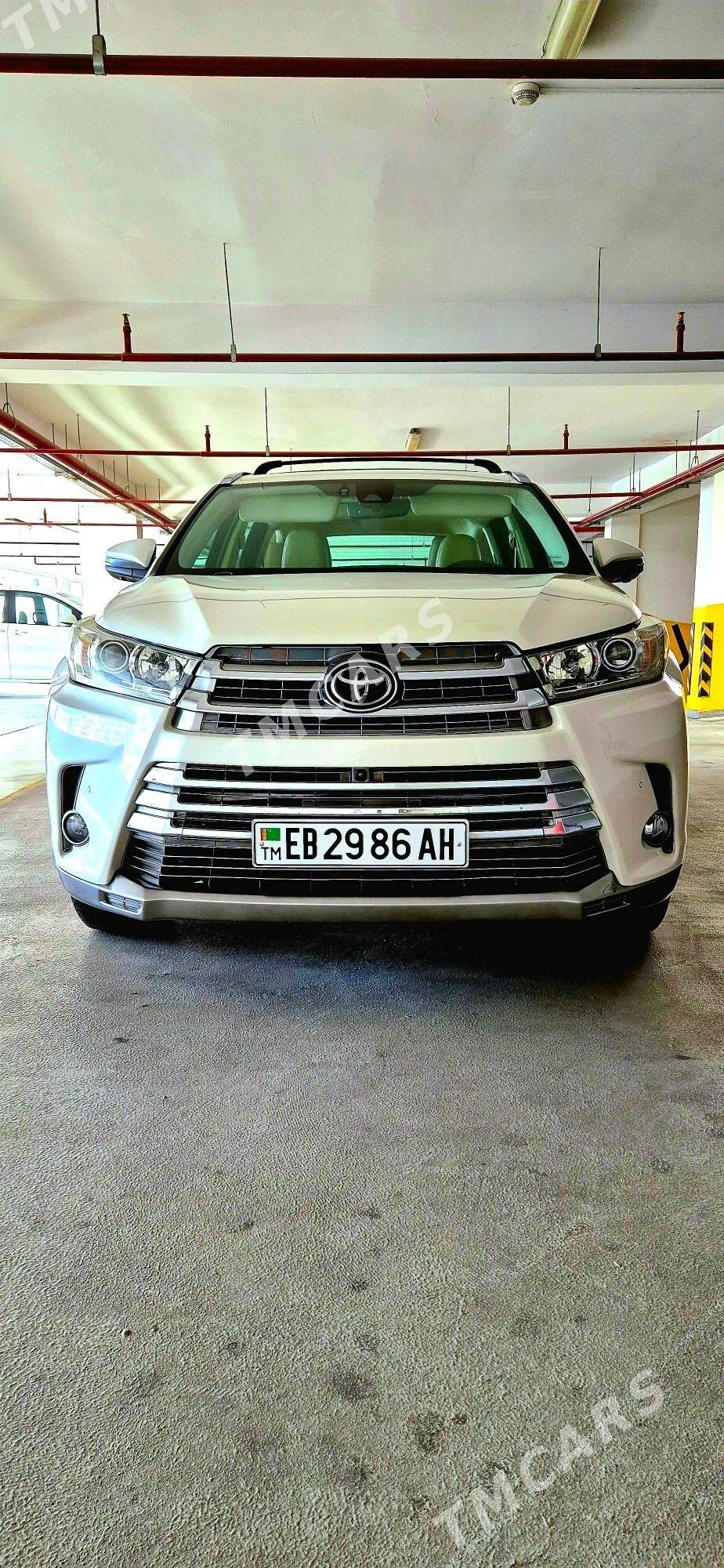 Toyota Highlander 2018 - 460 000 TMT - Ашхабад - img 2