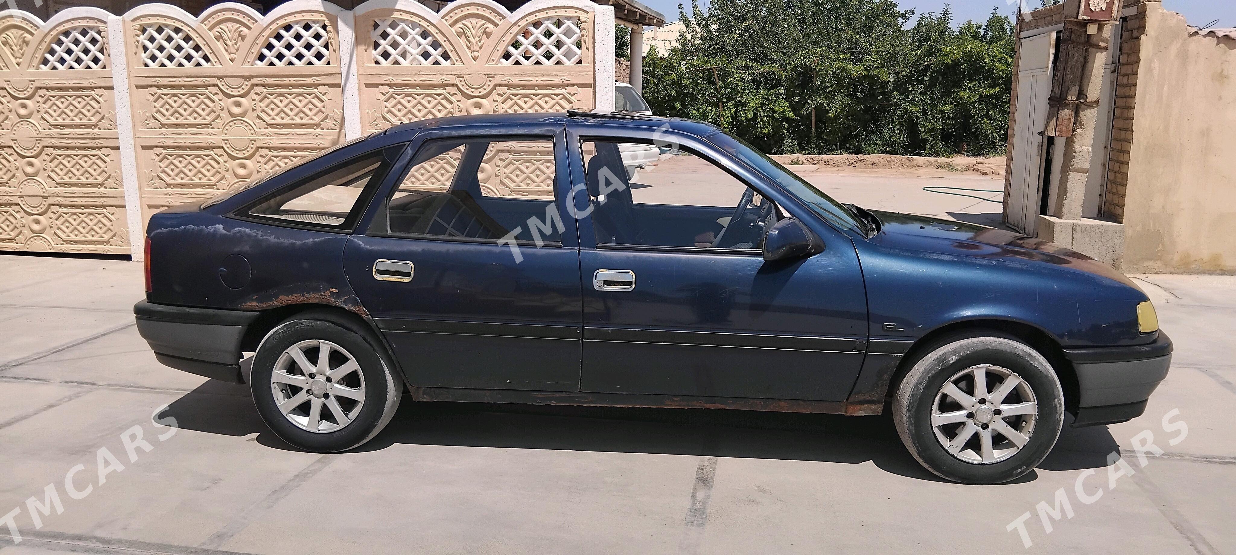 Opel Vectra 1991 - 25 000 TMT - Wekilbazar - img 2