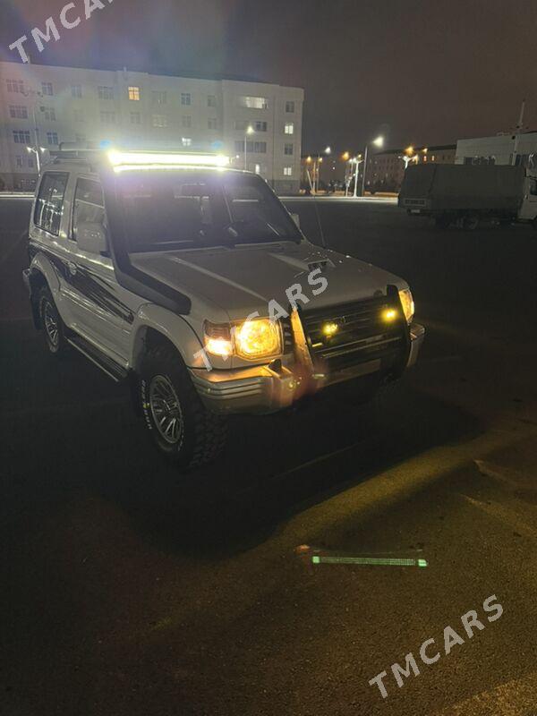 Mitsubishi Pajero 1991 - 115 000 TMT - Aşgabat - img 8