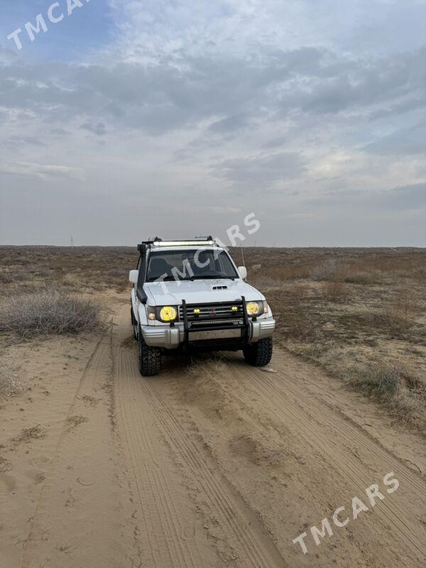 Mitsubishi Pajero 1991 - 115 000 TMT - Aşgabat - img 2