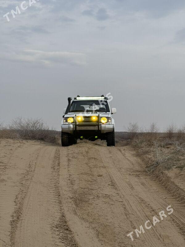 Mitsubishi Pajero 1991 - 115 000 TMT - Aşgabat - img 3