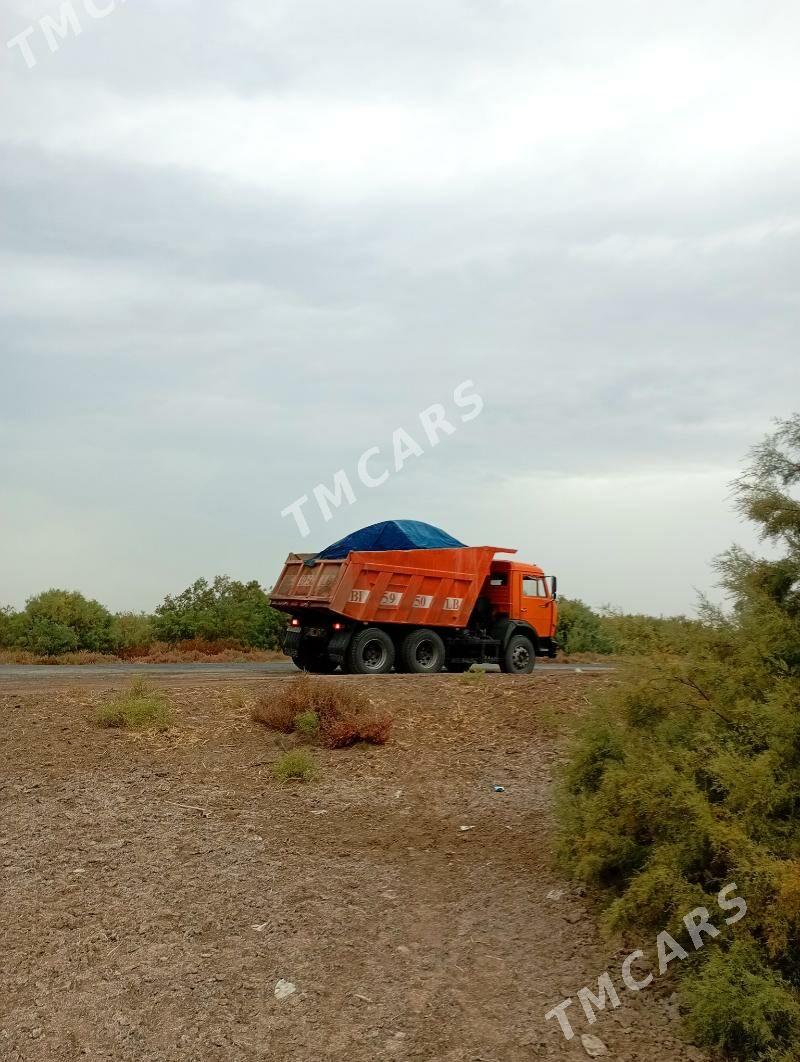 Kamaz 6520 2011 - 320 000 TMT - Магданлы - img 2