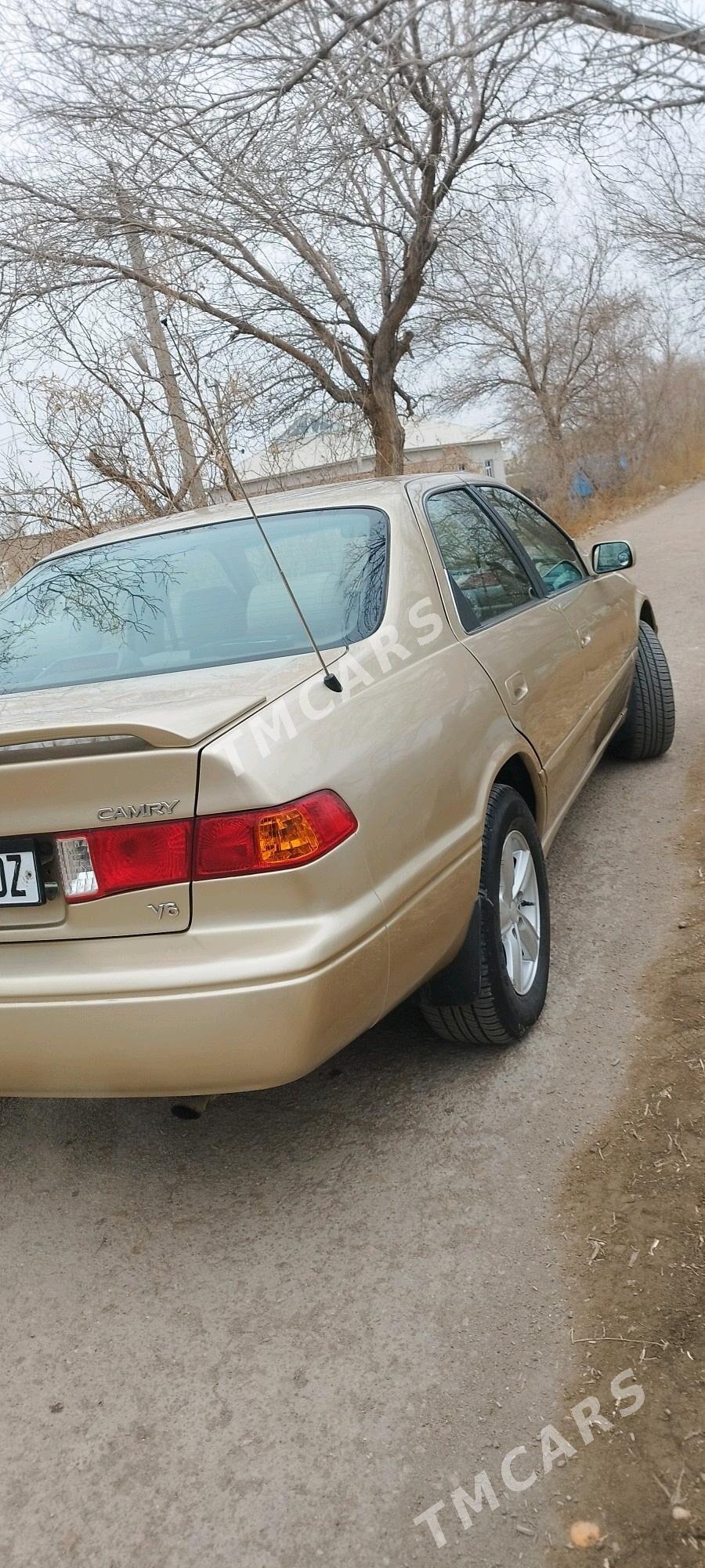 Toyota Camry 2001 - 140 000 TMT - Кёнеургенч - img 7