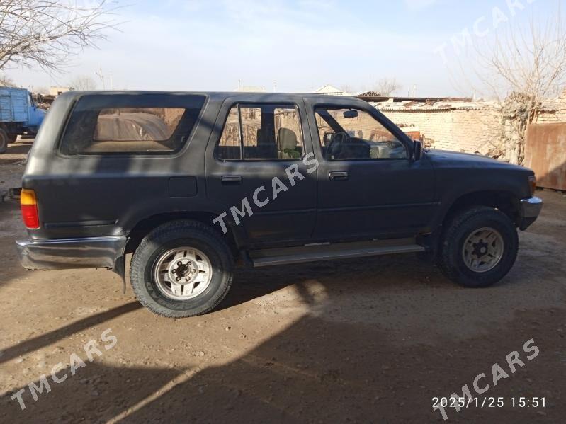 Toyota Hilux 1989 - 30 000 TMT - Теджен - img 3