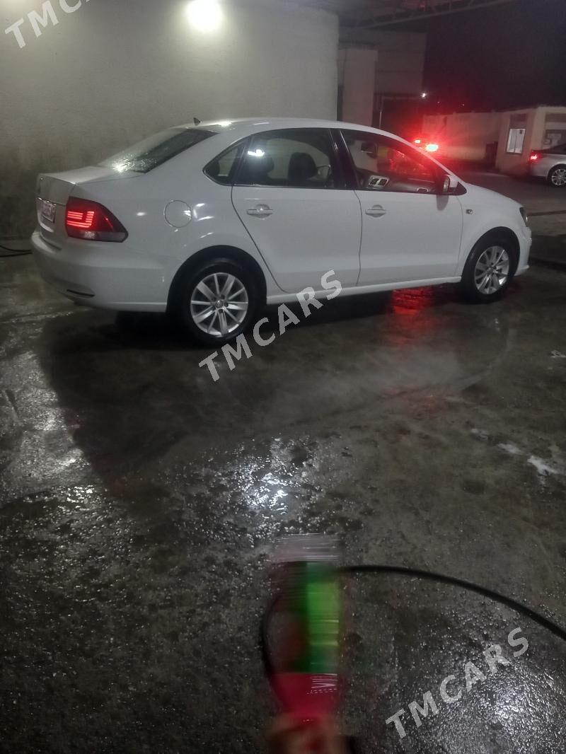 Volkswagen Polo 2015 - 110 000 TMT - Aşgabat - img 6