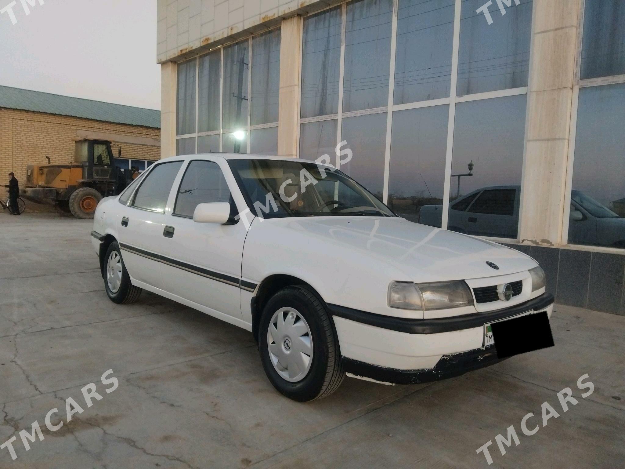 Opel Vectra 1990 - 28 000 TMT - Мары - img 2