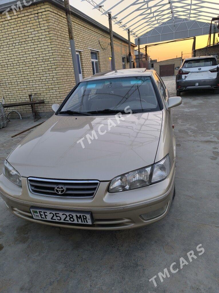 Toyota Camry 2000 - 145 000 TMT - Baýramaly - img 5