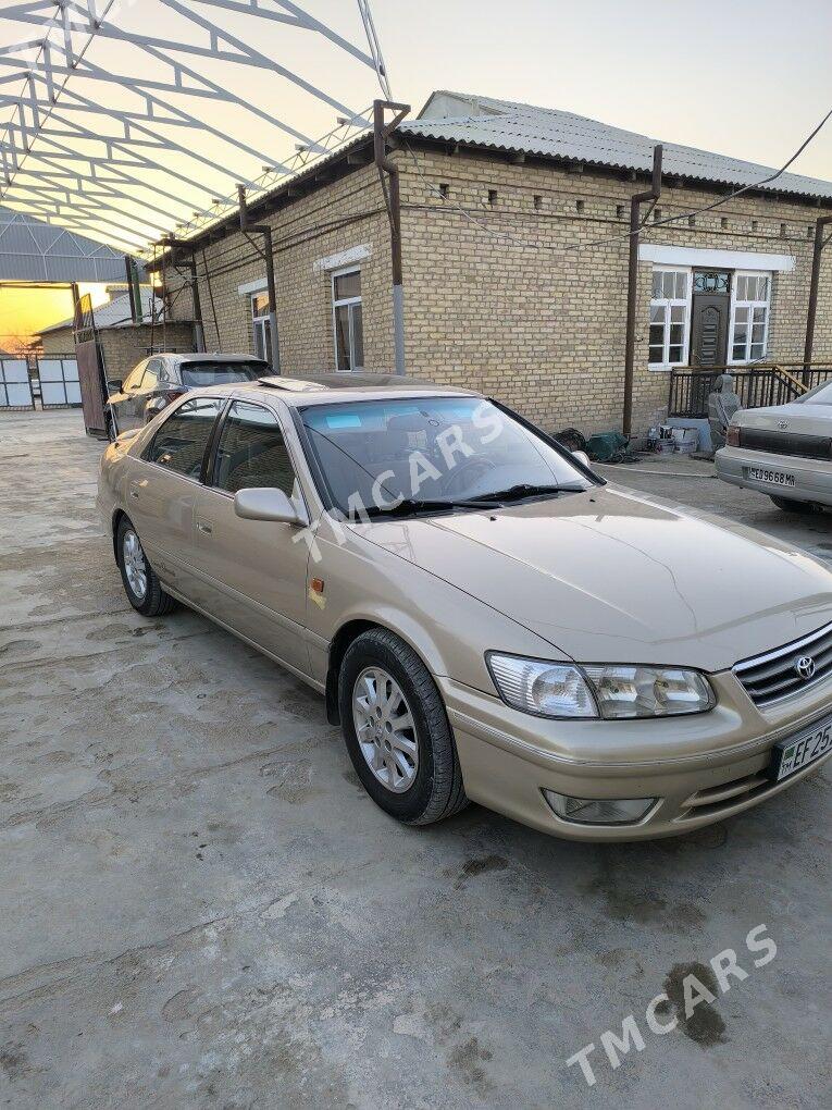 Toyota Camry 2000 - 145 000 TMT - Baýramaly - img 3