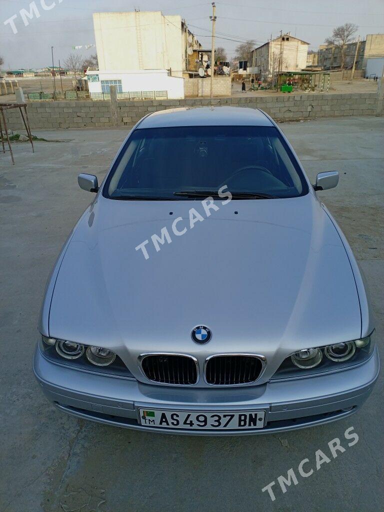 BMW E39 2000 - 120 000 TMT - Хазар - img 3