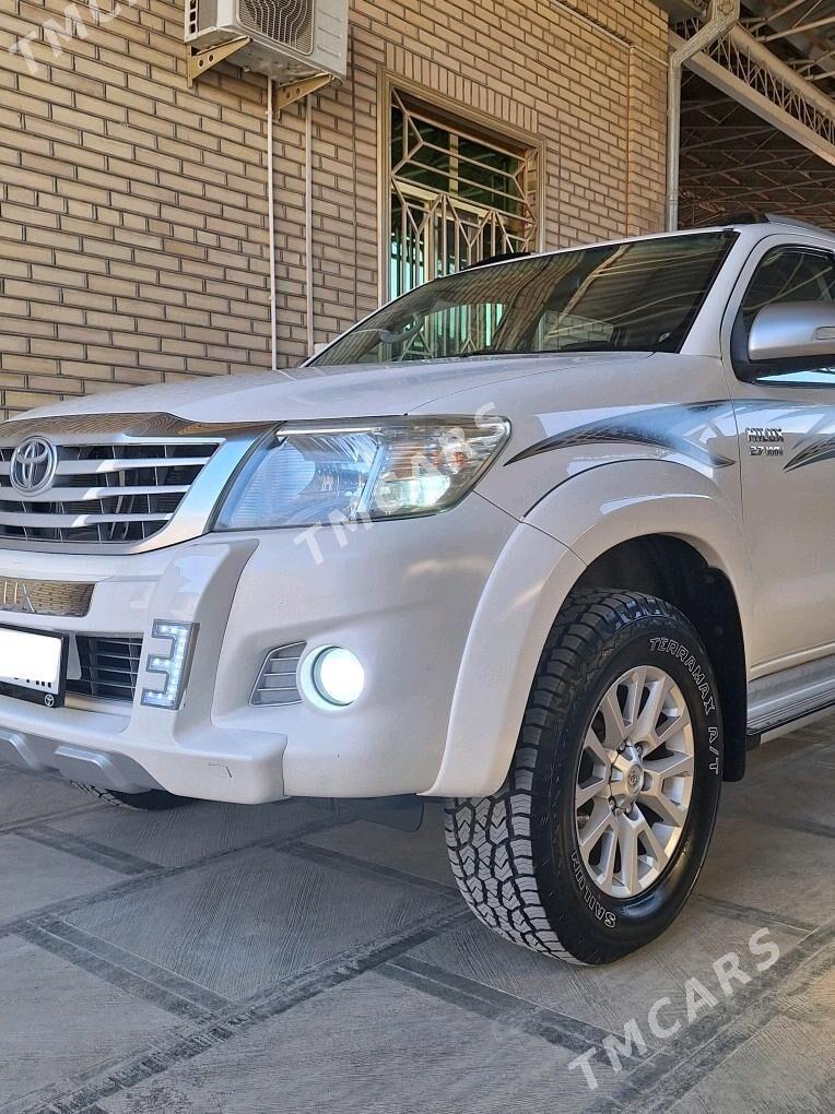 Toyota Hilux 2015 - 420 000 TMT - Mary - img 9