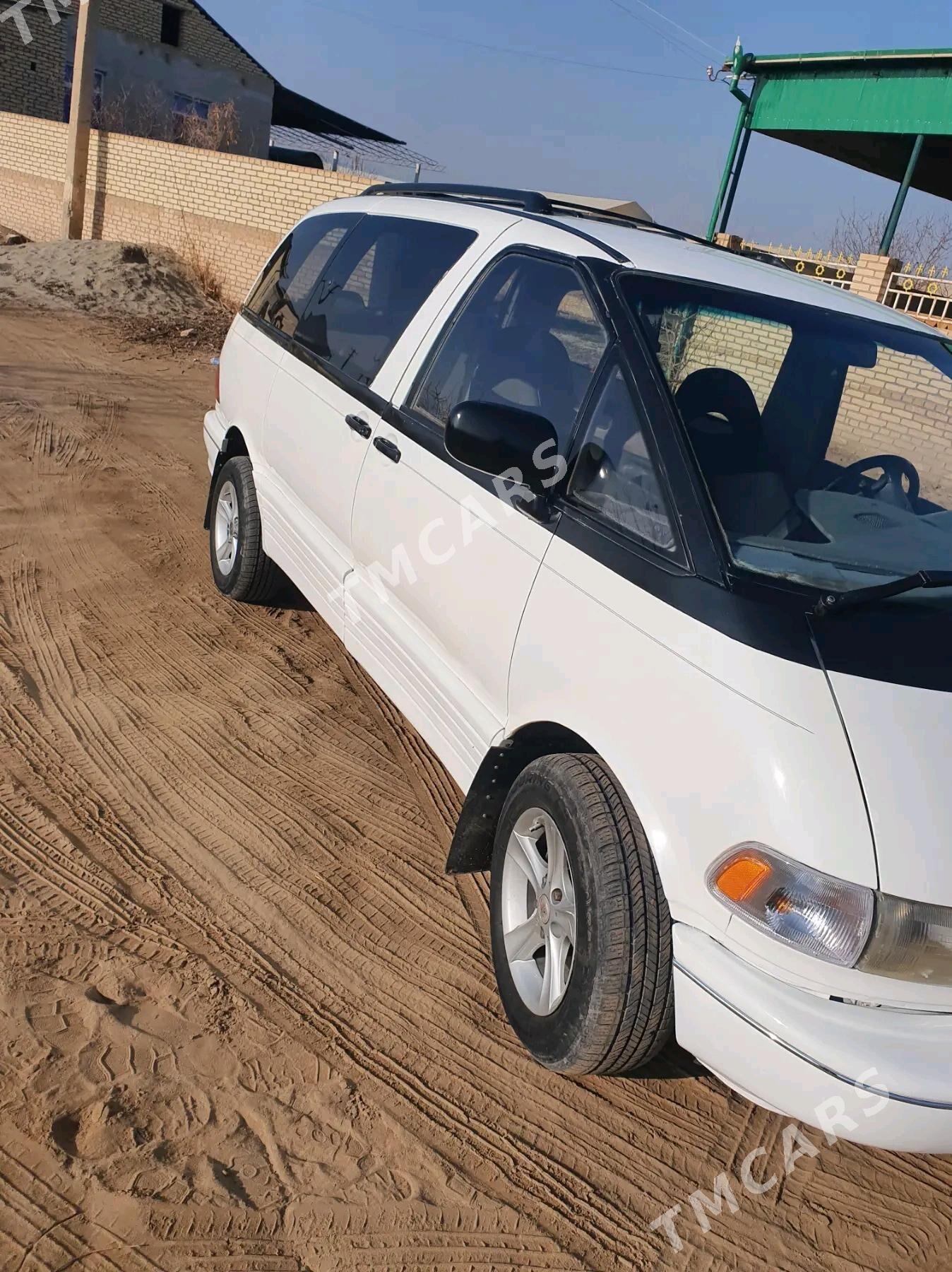 Toyota Previa 1992 - 65 000 TMT - Halaç - img 3