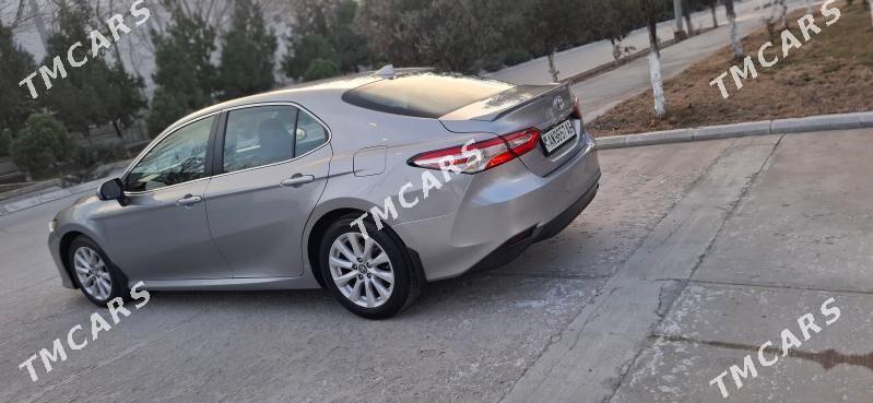 Toyota Camry 2020 - 265 000 TMT - Aşgabat - img 4