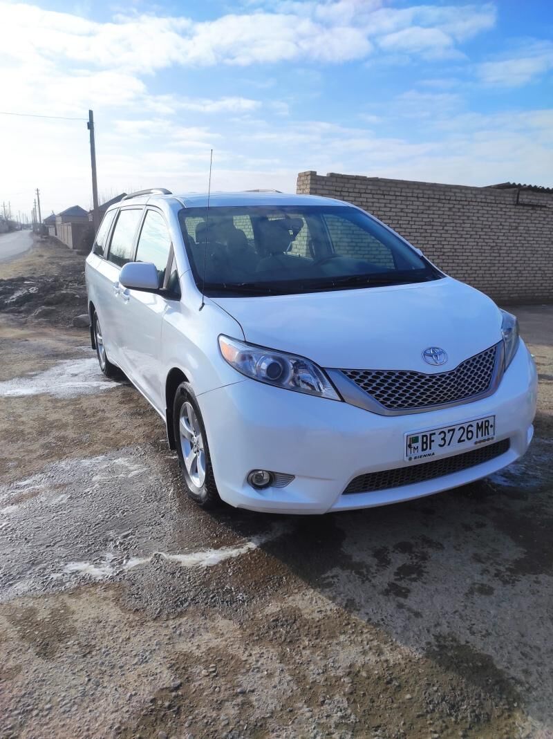 Toyota Sienna 2012 - 258 000 TMT - Векильбазар - img 10