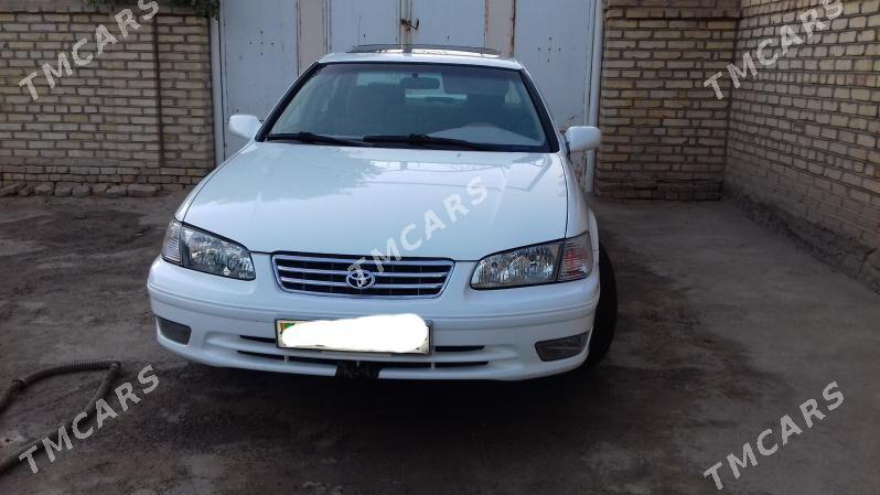 Toyota Camry 1998 - 115 000 TMT - Ёлётен - img 5