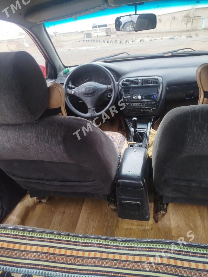 Toyota Carina 1995 - 33 000 TMT - Мургап - img 3