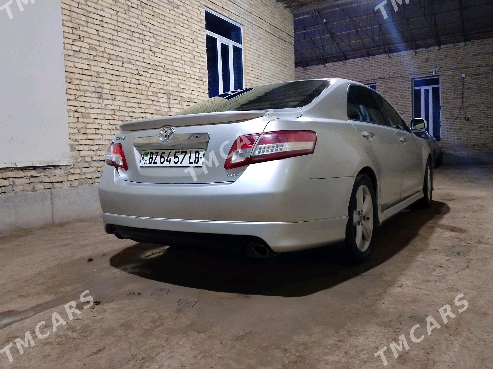 Toyota Camry 2009 - 165 000 TMT - Фарап - img 3