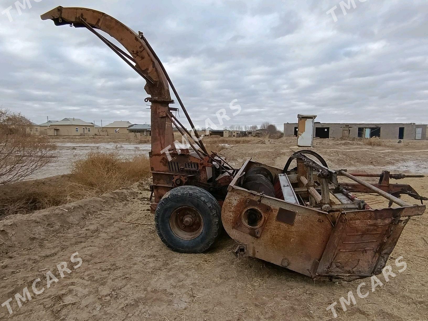 MTZ T-28 1992 - 50 000 TMT - Байрамали - img 6