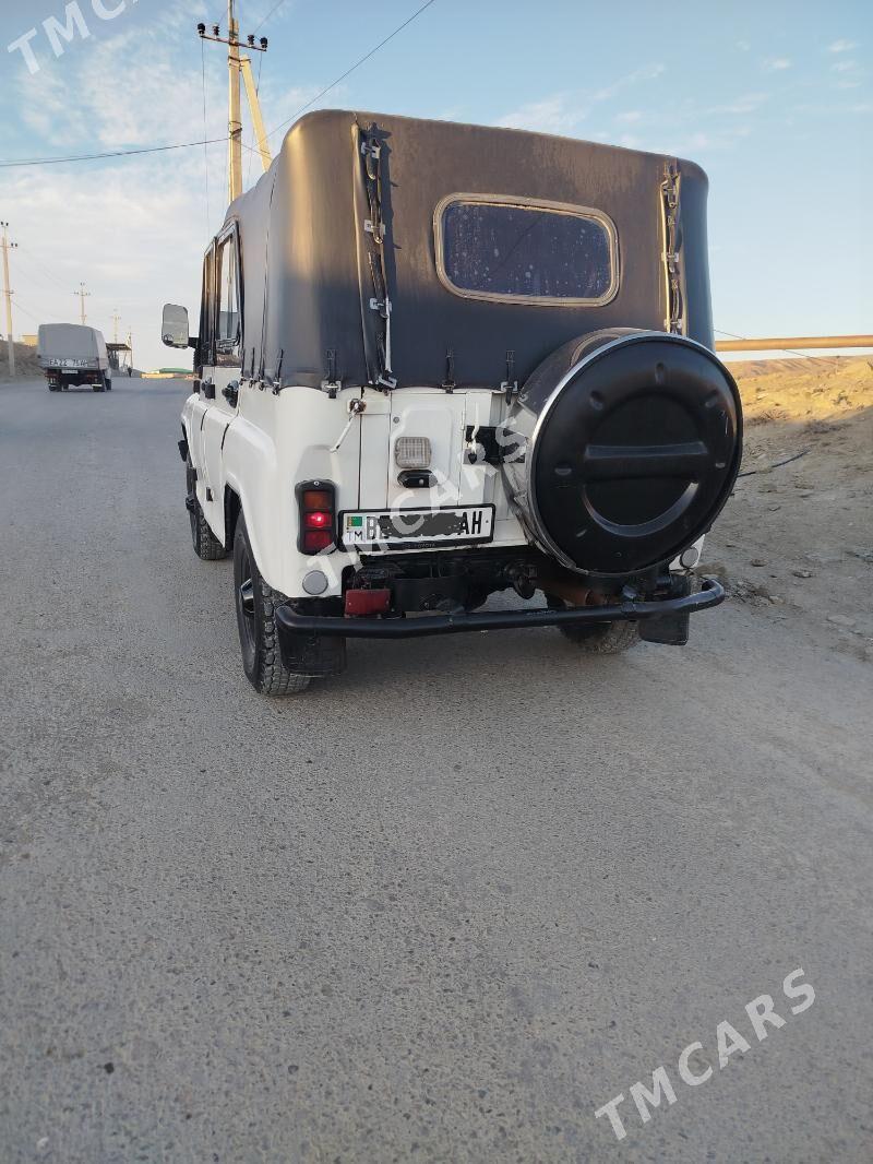 UAZ 469 2004 - 60 000 TMT - Bäherden - img 3