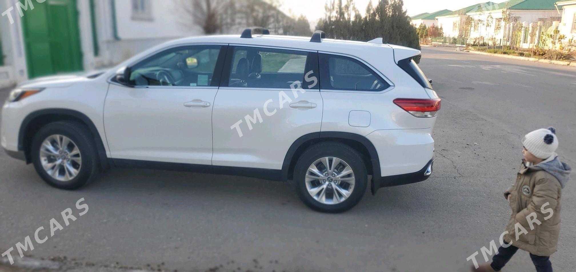 Toyota Highlander 2019 - 395 000 TMT - Aşgabat - img 2