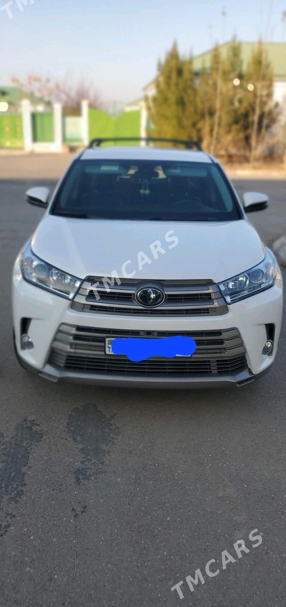 Toyota Highlander 2019 - 395 000 TMT - Aşgabat - img 3