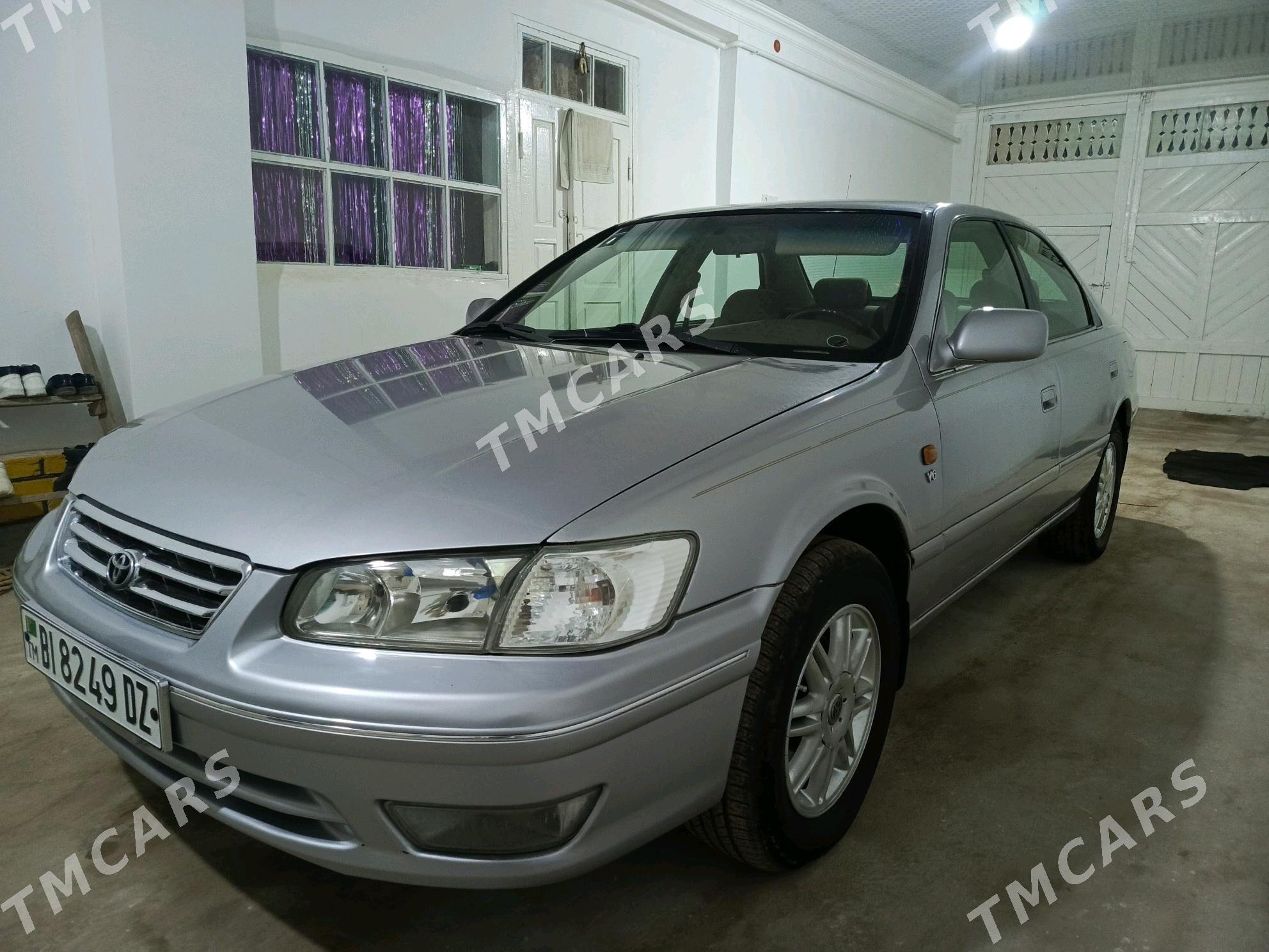 Toyota Camry 2000 - 135 000 TMT - Köneürgenç - img 3