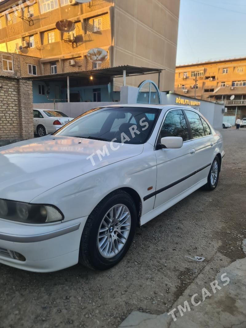 BMW 528 1999 - 65 000 TMT - Sarahs - img 2