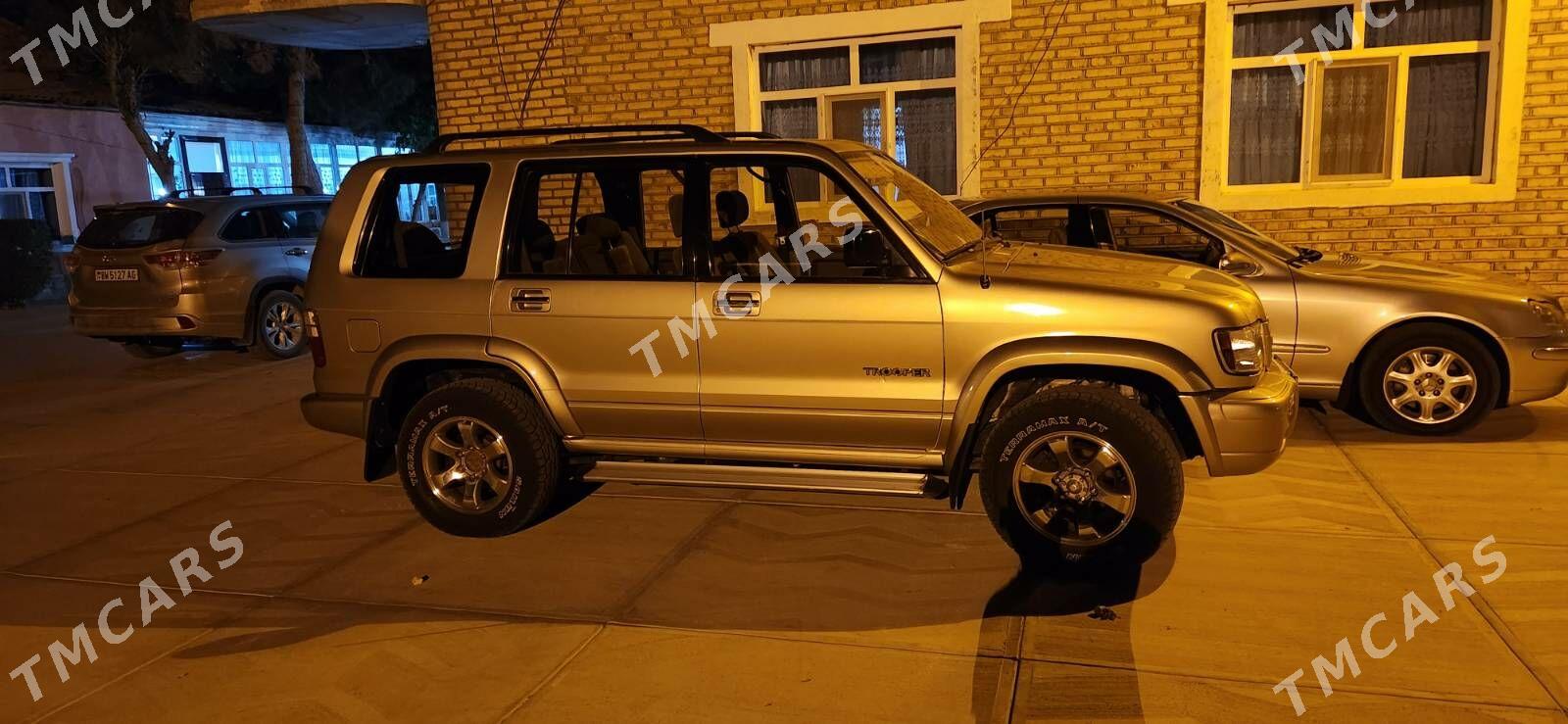 Isuzu Trooper 2002 - 136 000 TMT - Байрамали - img 2