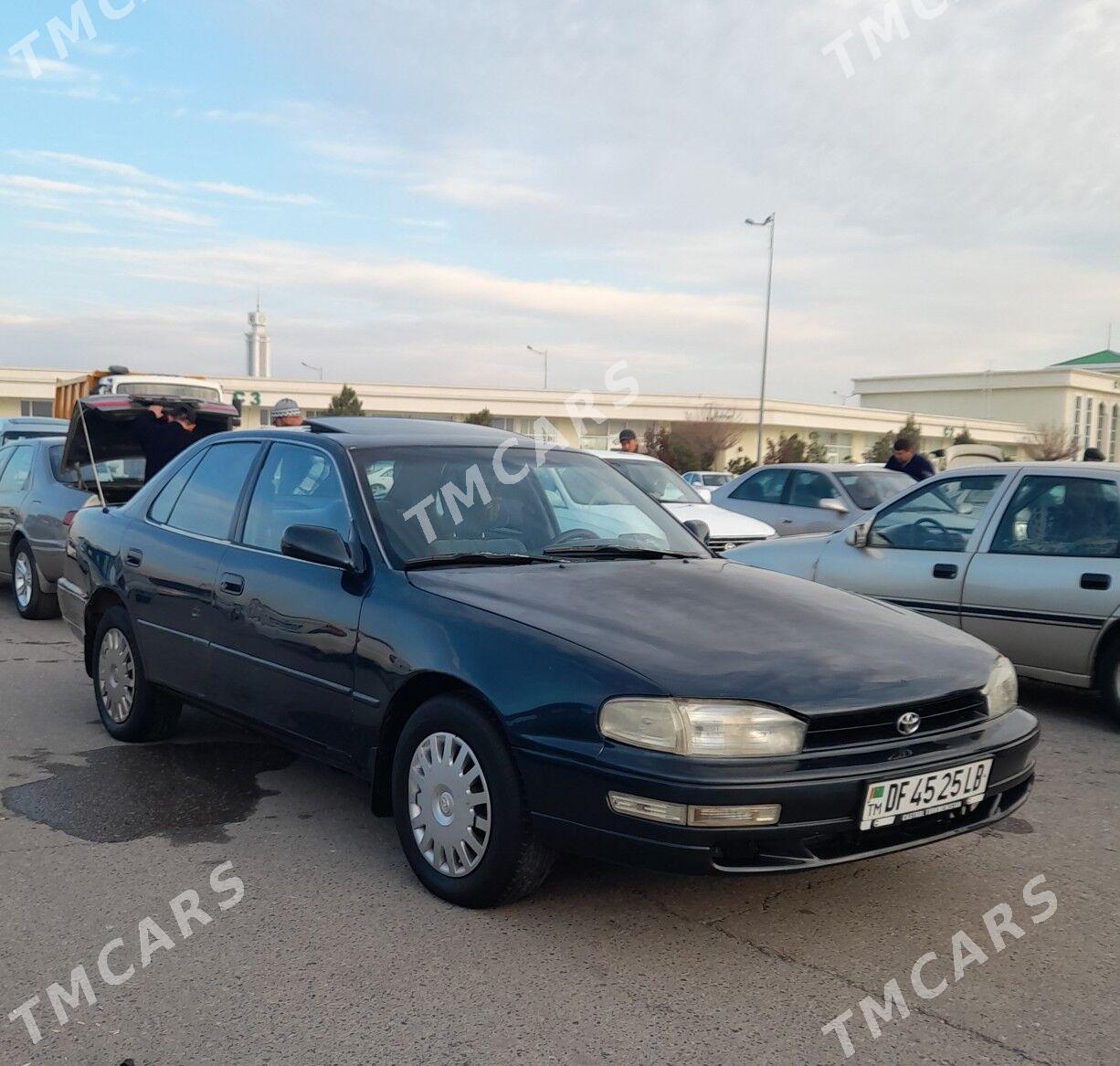 Toyota Camry 1992 - 75 000 TMT - Сакар - img 2