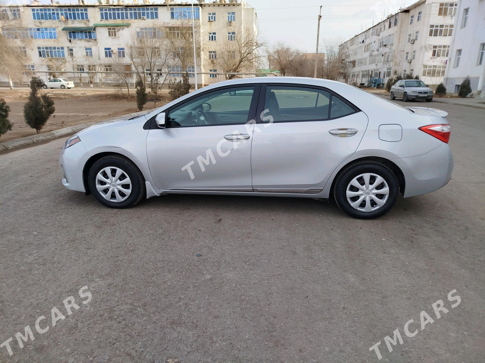 Toyota Corolla 2014 - 175 000 TMT - Дашогуз - img 3