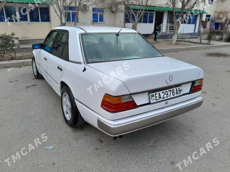 Mercedes-Benz 300-Class 1990 - 29 000 TMT - Büzmeýin GRES - img 4