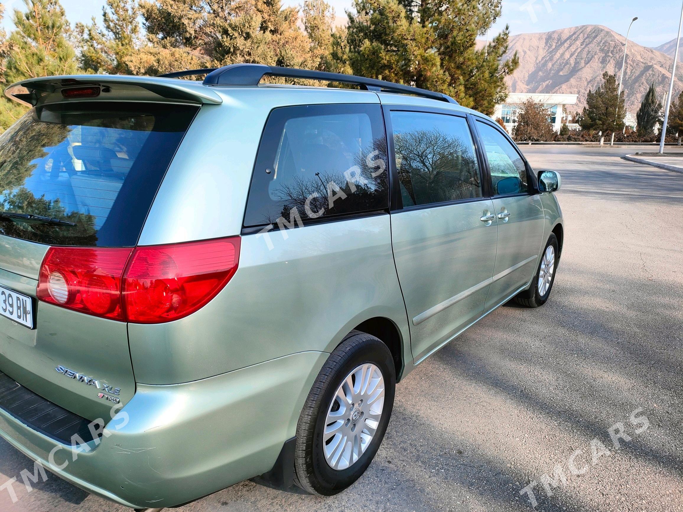 Toyota Sienna 2009 - 240 000 TMT - Балканабат - img 5